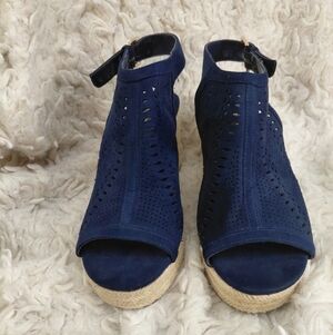 Liz Claiborne Navy Suede Perforated Espadrille Wedge Sandals
